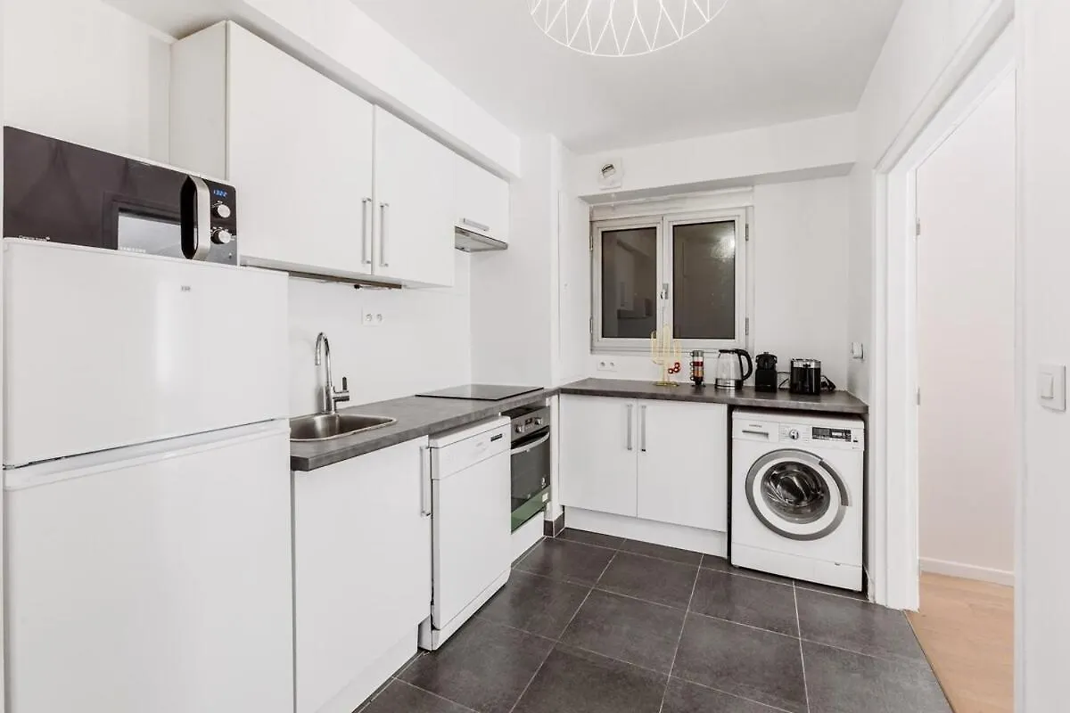 Beautiful 4P Apartment With Garden - Paris 16Th
